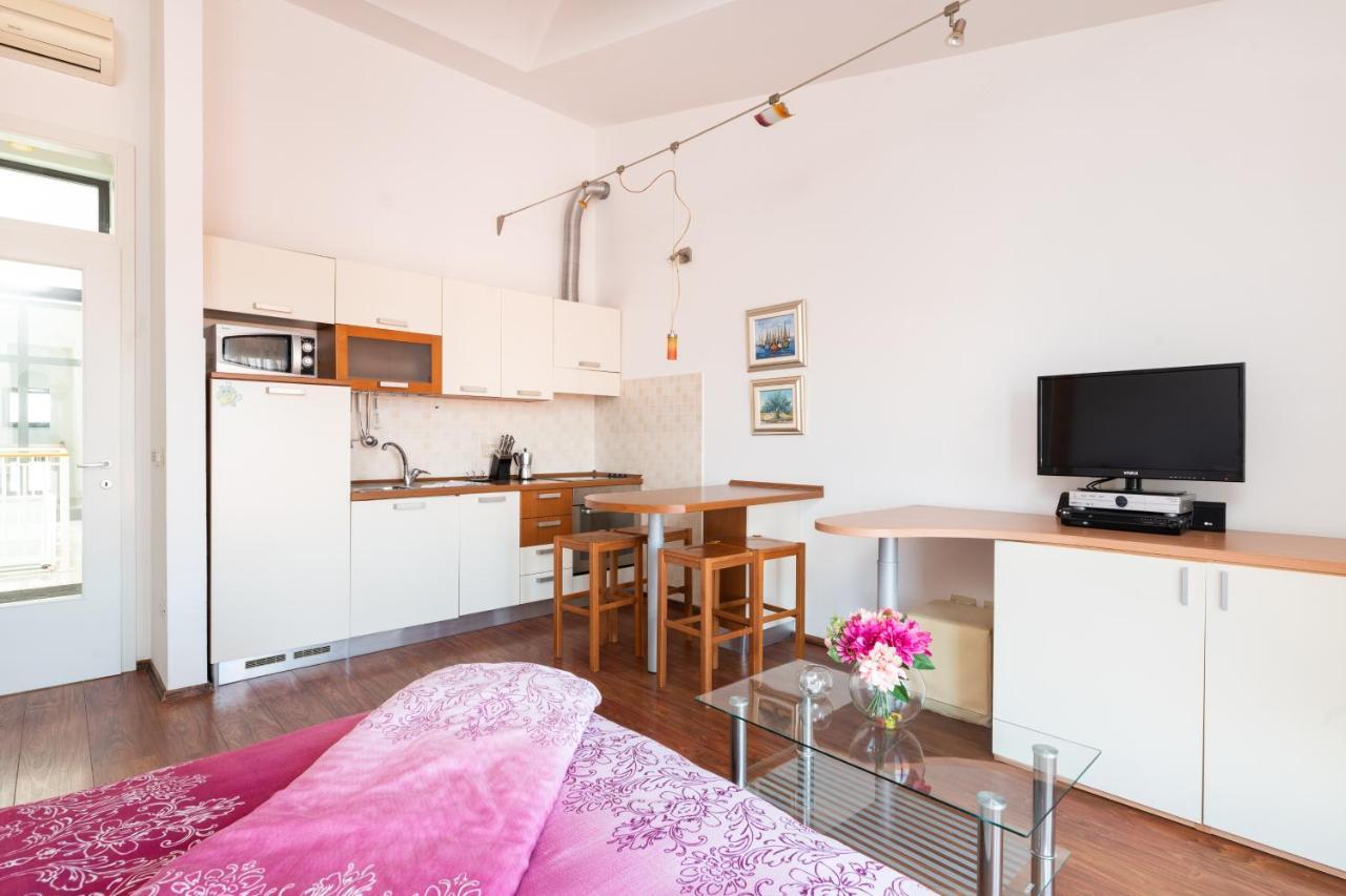 Seaview Studio Umag Exterior photo